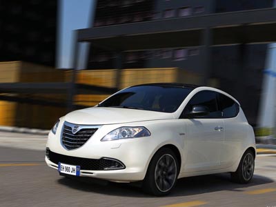 Το Lancia Ypsilon καίει και μεθάνιο!